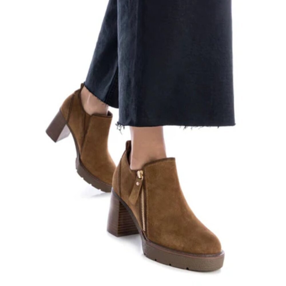 CARMELA Brown Suede Ankle Boots Chunky Block Heels Booties - NWT - 41 / US 9.5